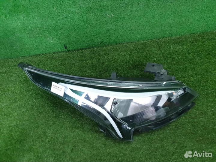 Фара правая Kia Rio