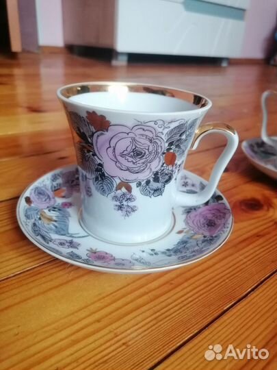 Бокал с блюдцем 