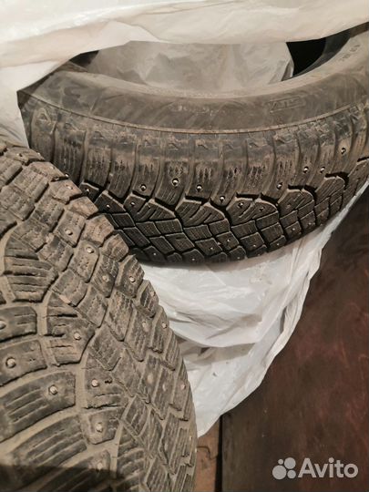 Continental IceContact 2 SUV 215/65 R16 102T