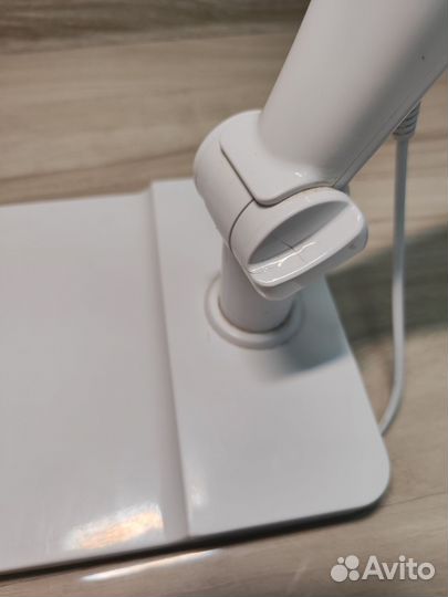 Лампа настольная