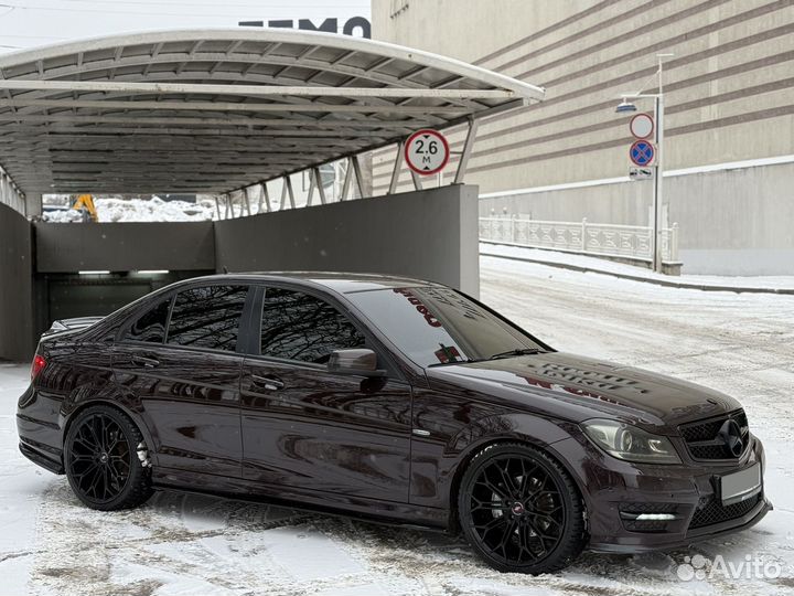 Mercedes-Benz C-класс 1.8 AT, 2011, 212 000 км