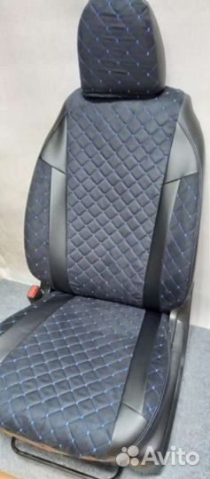 Чехлы Шкода Октавия Тур чёрная с синем алькантара