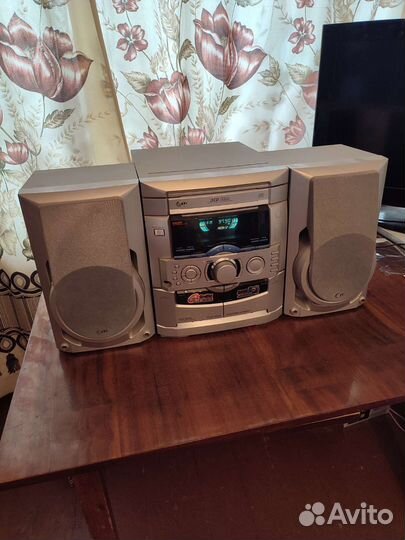 Музыкальный центр lg