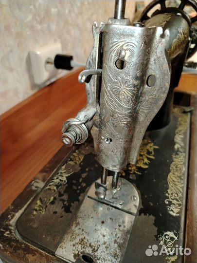 Швейная машина подольск ручная