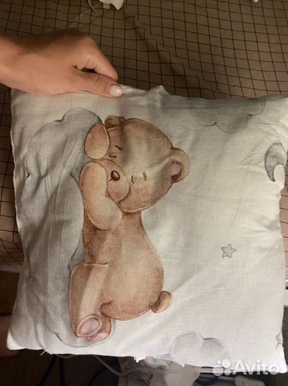 Бортики подушки в кроватку