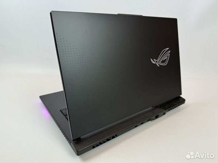 Мощь Asus ROG 17.3 QHD 240Гц R9-7845HX/RTX4070