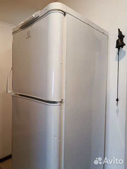 Холодильник на запчасти