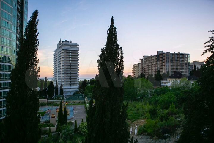 3-к. квартира, 95 м², 4/15 эт.