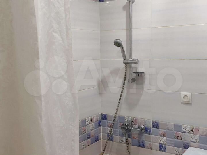 2-к. квартира, 50 м², 1/5 эт.