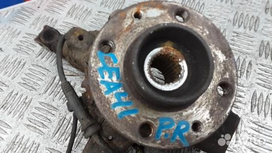 Ступица передняя правая dacia sandero 2 (CEA41N901