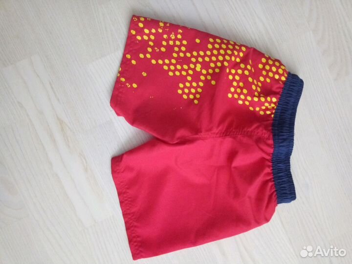 Пляжные шорты новые на 3-4 года