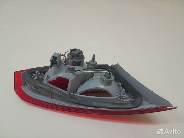 Фонарь задний внутренний правый Ford Focus 3 2011