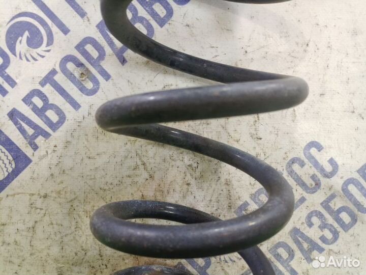 Пружина подвески задняя левая Nissan Murano