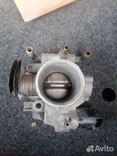 Дроссельная заслонка priora