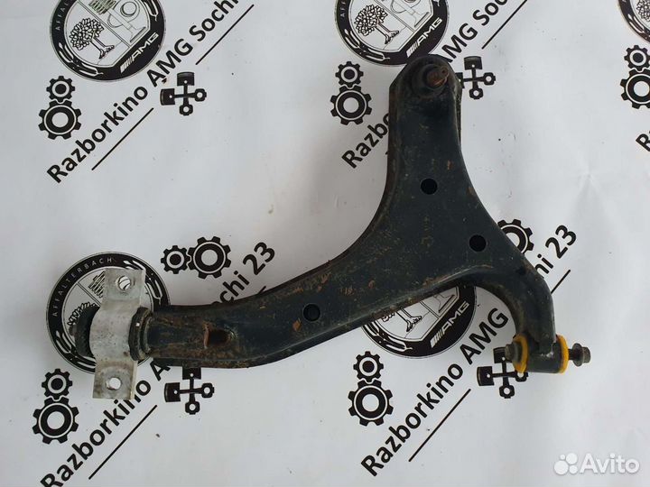 Рычаг передней подвески нижний для Nissan Elgrand