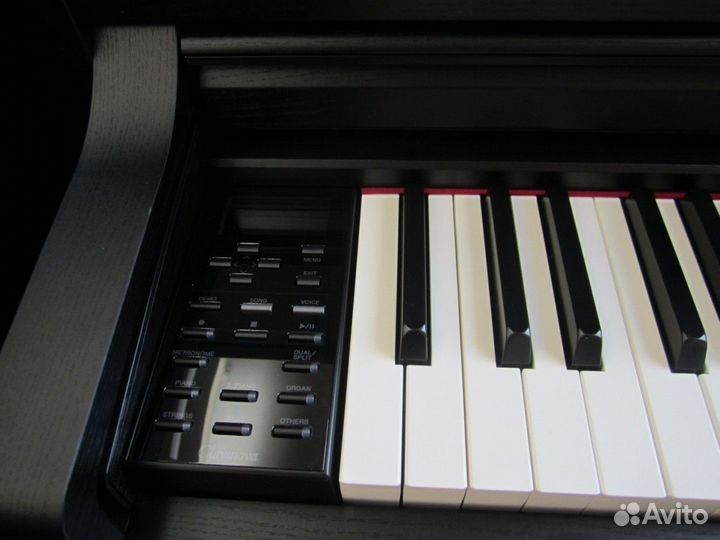 Электронное пианино Yamaha CLP-535