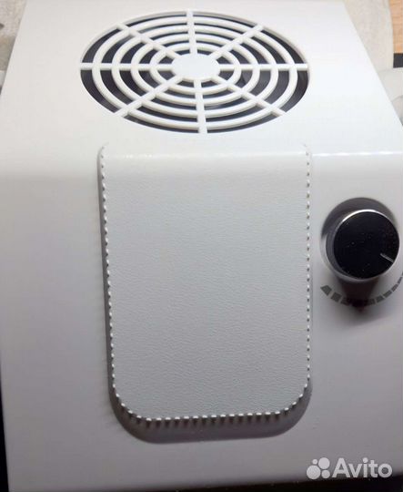 Пылесос (вытяжка) для маникюра, новый, 80 Вт