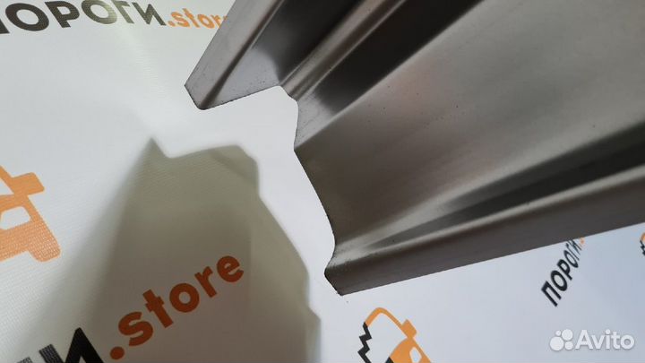 Кузовной порог левый Нива 21214 5 дверей