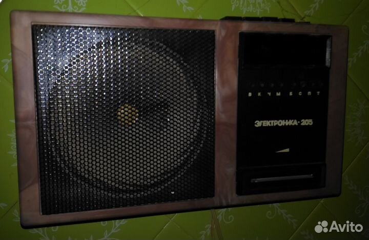 Приемник трехпрограммный с таймером 