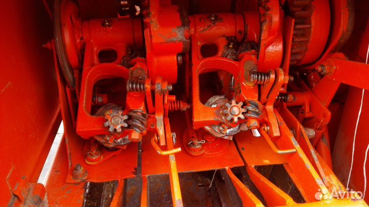 Пресс-подборщик Sipma Z224/1, 2003