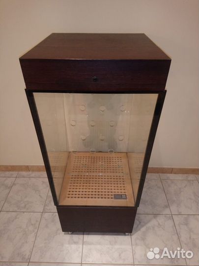 Винный шкаф