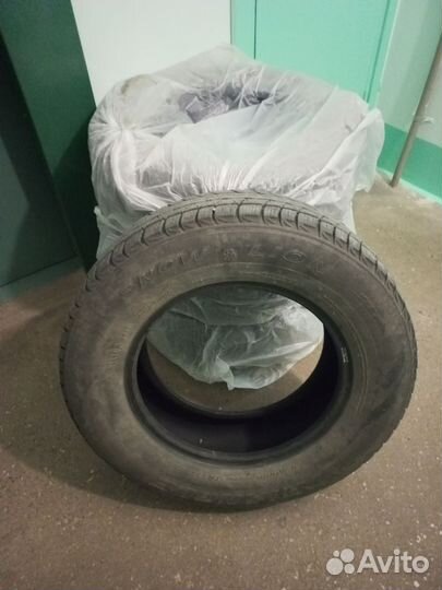 Triangle TR777 215/70 R16