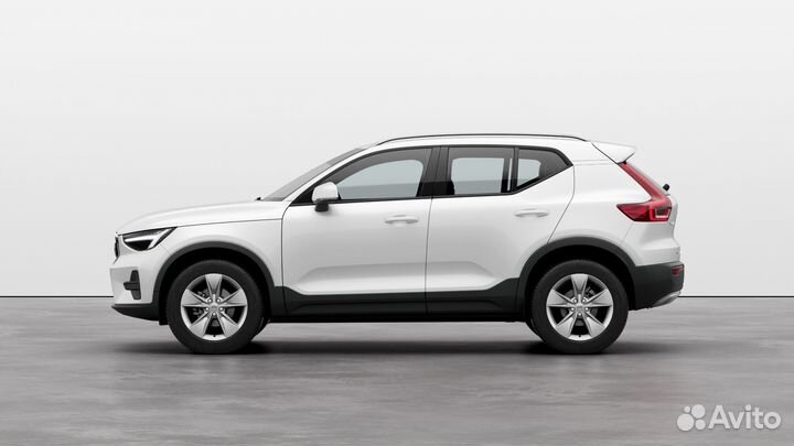 Volvo XC40 2.0 AMT, 2024