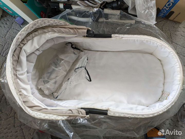 Коляска Prampol