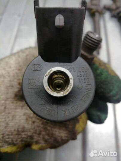 Форсунка Peugeot 206 1 хэтчбек 1.6 2005