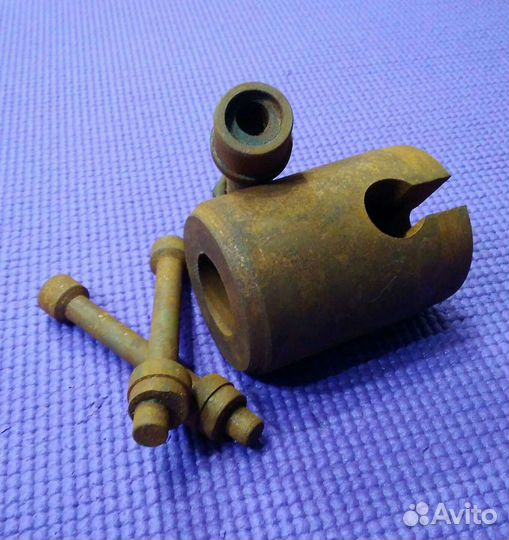 Замок гаражный винтовой