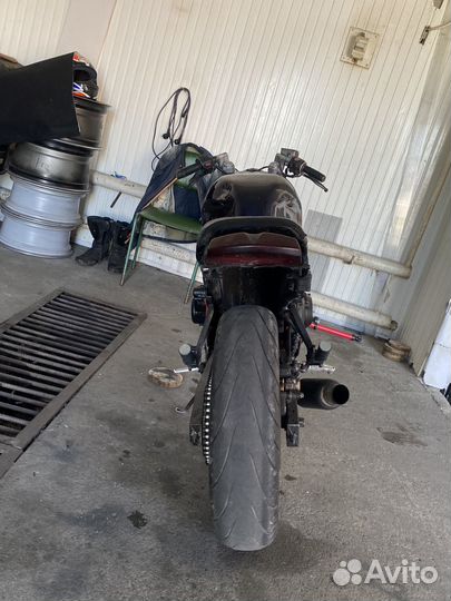 Honda CB 1 400
