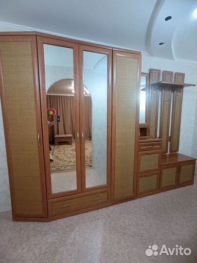 Прихожая мебель бу