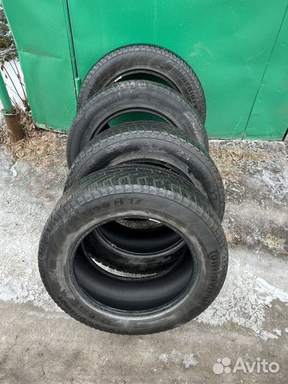 Continental CrossContact UHP E 235/60 R17 106Q