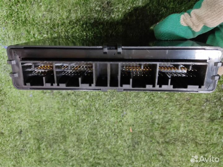 Блок управления ABS Lexus RX300 (MCU15) 2001