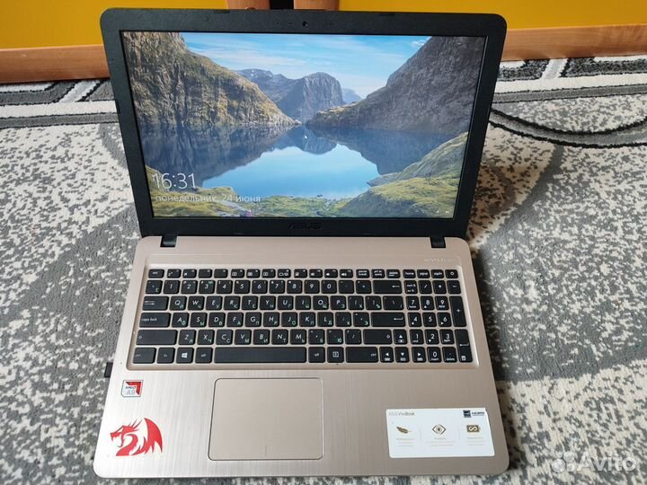 Asus vivobook 15
