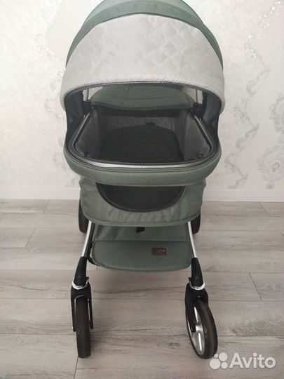 Прогулочная коляска 2 в 1 б/у