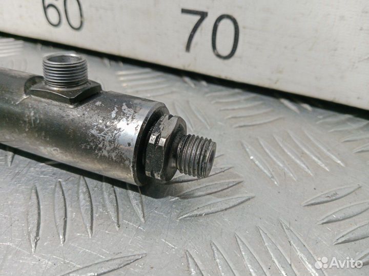 Б/У Рейка топливная (рампа) правая Jaguar L#002