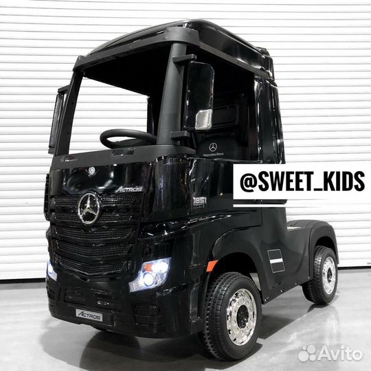 Электромобиль