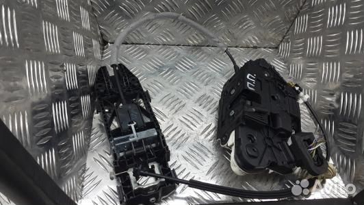 Замок двери передней правой volkswagen golf 6 (LBN