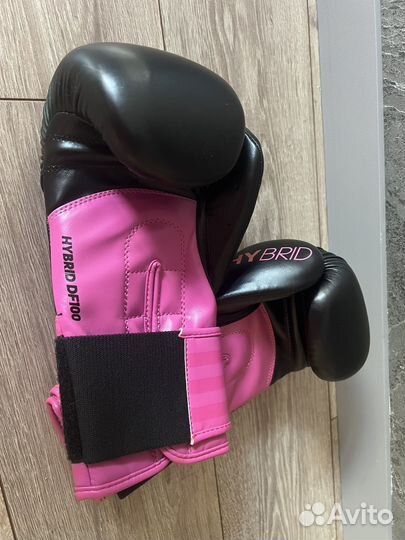 Боксерские перчатки 10 oz Adidas Hybrid