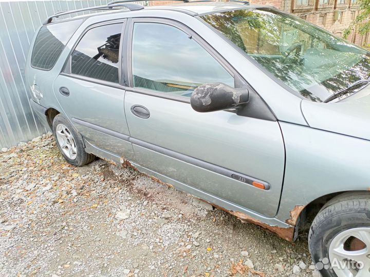 Renault Laguna 2.0 МТ, 1996, 320 000 км