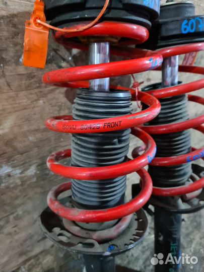 Стойки перед амортизаторы VW Jetta 5 2005-2011