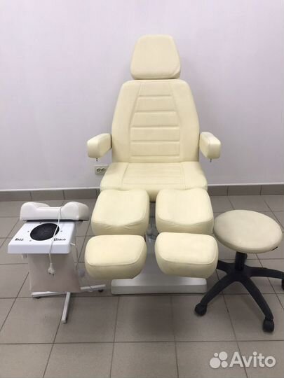 Педикюрное кресло