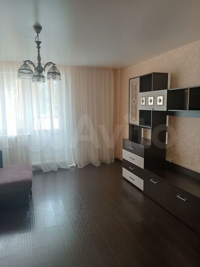2-к. квартира, 65 м², 3/17 эт.
