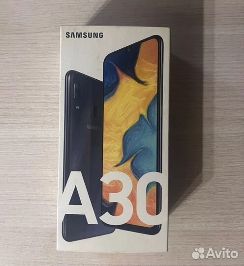 Samsung Galaxy A30, 3/32 ГБ