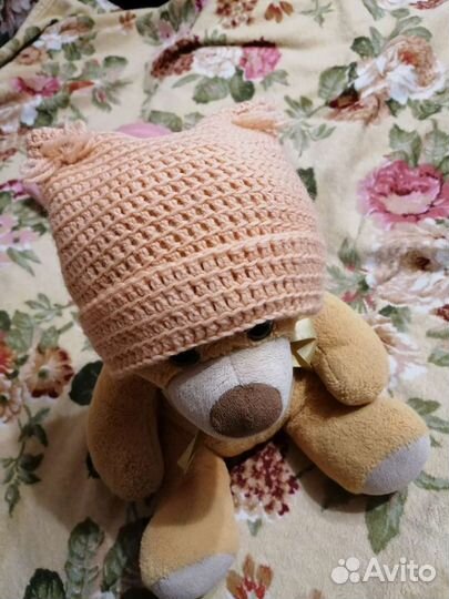 Вязаные шапочки Ручная работа