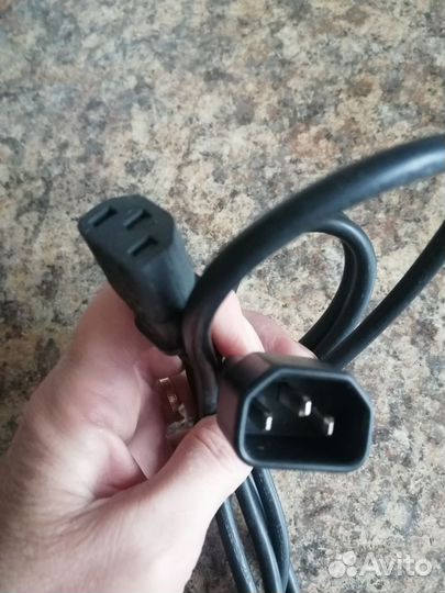 Шнуры питания для компьютера