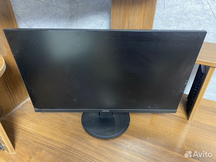 Монитор 24 дюйма