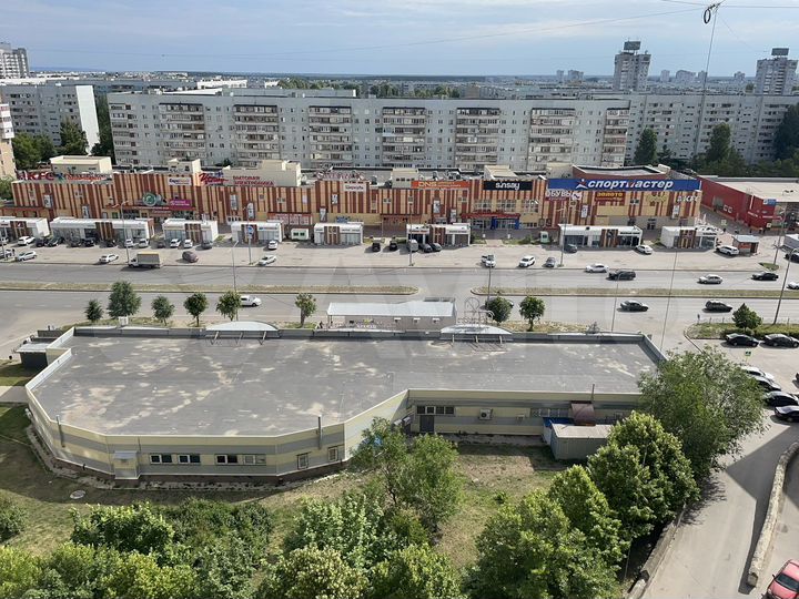 3-к. квартира, 70,3 м², 12/12 эт.