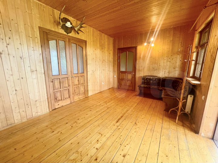 Дом 307,2 м² на участке 23 сот.